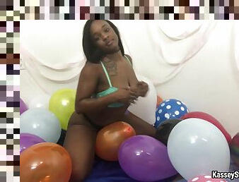 Kasseystarr in Room Of Balloons - FanCentro