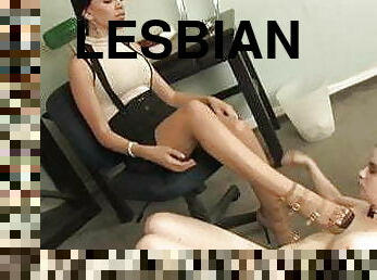 лесбіянка-lesbian, бдсм, рабиня, ступні, пані, приниження, домінування, жінка-домінантка
