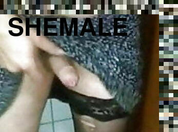 mastubasi, waria-shemale, amatir, dewasa, handjob-seks-dengan-tangan-wanita-pada-penis-laki-laki, waria, stocking-stockings, sperma, pakaian-dalam-wanita, seorang-diri