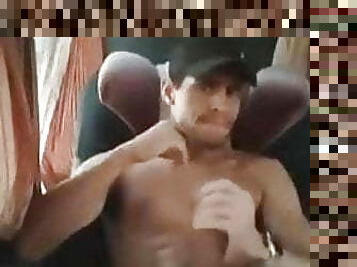 masturbation, amateur, énorme-bite, gay, branlette, bus, minet, taquinerie