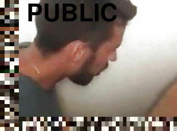 en-plein-air, public, maigre, anal, énorme-bite, ados, gay, ejaculation, toilette