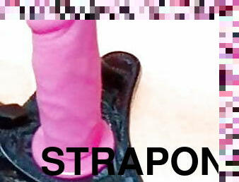 strapon, jucarie, bdsm, ciorapi, tailandeza, futai, masini, dildo, bondage, simbian