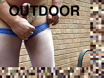 Peeing and cuming on my feet in stockings outdoor 
