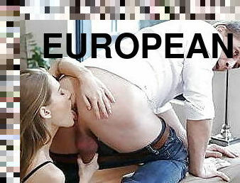 pasarica, adolescenta, iubita, europeana, blonda, euro, lenjerie, vagin, de-aproape, gaura-curului