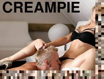 kvinnligt-sprut, cumshot, tonåring, hardcore, creampie, europeisk, blond, euro, privat, höga-klackar