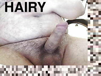 Beautiful hairy bear cums