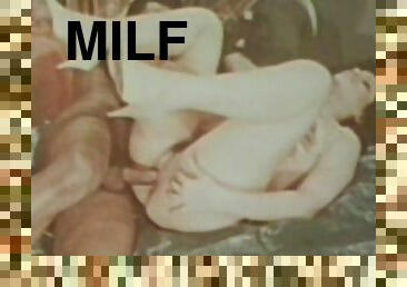 Slutty milf in vintage hardcore