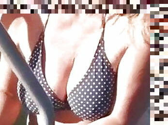 gros-nichons, mature, maman, européenne, euro, naturel, bikini, seins-flasques