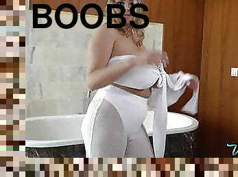 Vivian Blush - my boobs can knot wait !