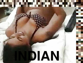 नंगा-नाच, गैंगबैंग, भारतीय, बड़ी-खूबसूरत-औरत, समूह-सेक्स, तिकड़ी, गोरे, श्यामला