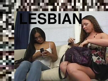 Gorgeous Interracial Lesbians Licking And Cumming