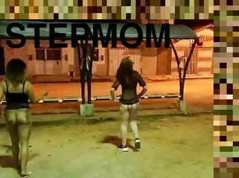 duas garotas mim chamaram pra meter gostoso em praça pulblica