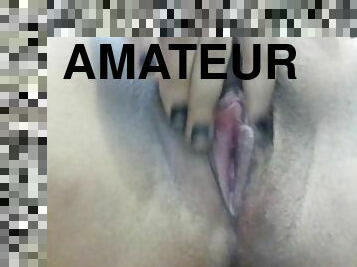 masturbation, chatte-pussy, amateur, ados, latina, belle-femme-ronde, doigtage, webcam, solo, rasé