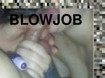 mandi, blowjob-seks-dengan-mengisap-penis, mainan, berambut-cokelat, tato, pengisapan