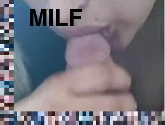 Milf let’s me cum in her mouth :)