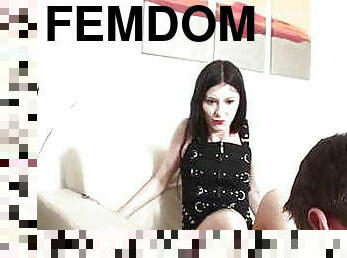 bdsm, slave, fødder, strømper, fetish, elskerinde, brunette, femidom, nylon