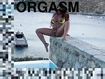 masturbieren, orgamus, pissen, spritzen, babe, latina, pornsterne, schwimmbad, allein, brunette