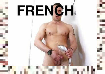 True str8 french male exposed for his 1rst time life in a porn. Ludovic
