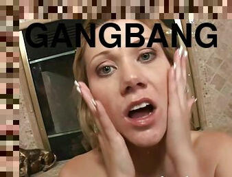 Samantha Sinn - Gangbang Bukkake