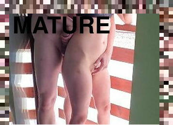 Beauty Mature Wife, Sex on Balcony in the morning mutal masturbation
