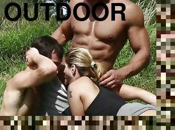 Outdoor Workout Turned Threesome 10 Min