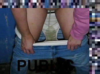 pisser, public, amateur, fou, culotte, solo, jeans, réalité