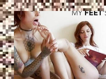 pantat, lesbian-lesbian, mainan, budak, kaki, fetish-benda-yang-dapat-meningkatkan-gairah-sex, menyumbat, dominasi, dominasi-perempuan-dalam-sex