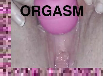 Teens tight wet pussy dripping with cream while she vibrates her clit to pulsating orgasms!