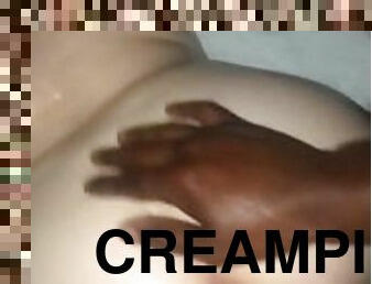 OILY THICK WHITE BITCH CREAMS ALL OVER HUGE BBC!