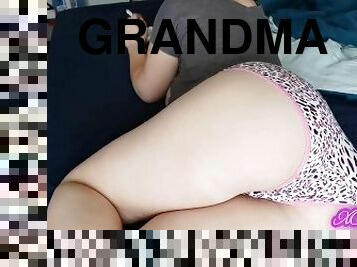 nenek, sayang, latina, wanita-gemuk-yang-cantik, budak, celana-dalam-wanita, fetish-benda-yang-dapat-meningkatkan-gairah-sex, merokok, basah