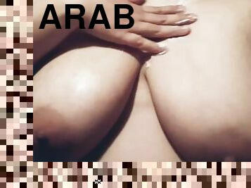 payudara-besar, puting-payudara, amatir, latina, arab, wanita-gemuk-yang-cantik, fetish-benda-yang-dapat-meningkatkan-gairah-sex, seorang-diri, merokok, berambut-cokelat