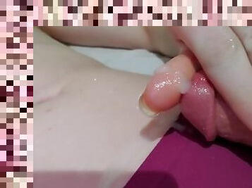 masturbation, amateur, ejaculation-sur-le-corps, travesti, culotte, ejaculation, fétiche, brunette