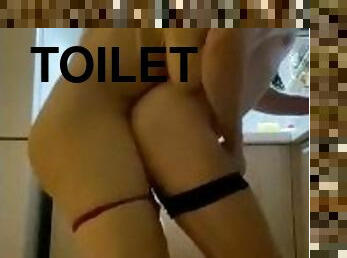 posisi-seks-doggy-style, ekstrem, vagina-pussy, amatir, anal, buatan-rumah, deepthroat-penis-masuk-ke-tenggorokan, pasangan, pacar-perempuan, toilet