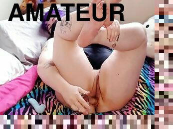 chatte-pussy, amateur, jouet, ejaculation, percé, gode, solo, tatouage, masque