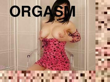 büyük-göğüsler, mastürbasyon-masturbation, meme-uçları, boşalma, güzellik, orta-yaşlı-seksi-kadın, birdenbire, kadın-külotu, meni, tek-kişilik