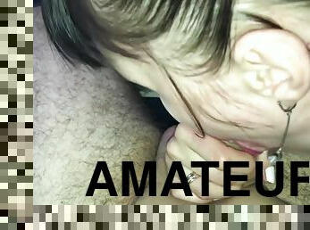 amateur, énorme-bite, milf, branlette, fellation-profonde, point-de-vue, brunette