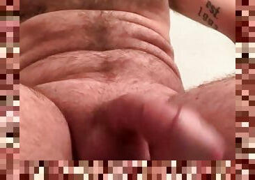 mastubasi, amatir, penis-besar, handjob-seks-dengan-tangan-wanita-pada-penis-laki-laki, toilet, seorang-diri, penis