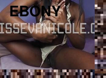 Ebony Worships Her Toes