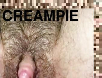 vagina-pussy, waria-shemale, antar-ras, creampie-ejakulasi-di-dalam-vagina-atau-anus-dan-keluarnya-tetesan-sperma, waria, sperma, putih, basah, menggoda