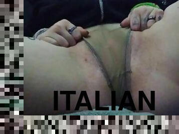 gros-nichons, masturbation, pisser, chatte-pussy, giclée, amateur, ados, culotte, italien, fétiche