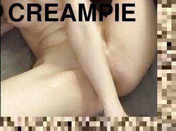 onani, brystvorter, amatør, udløsning, legetøj, creampie, sperm, piercet, røv-butt, fetish