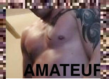 masturbācija-masturbation, amatieris, nobrieduša, spermasizšāviens, milzīgs-dzimumloceklis, netīrs, sperma, solo, tetovējums, penis