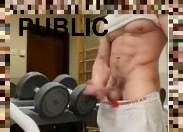 Cumming at Gym