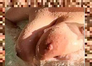 tetas-grandes, enorme, amateur, babes, regordeta, regordeta-chubby, natural, pechugona, tetas, a-solas