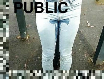 pisser, public, amateur, culotte, solo, jeans, réalité