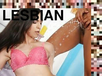 orgasme, kencing, vagina-pussy, lesbian-lesbian, mainan, fetish-benda-yang-dapat-meningkatkan-gairah-sex, mandi-shower, ceko, berambut-cokelat