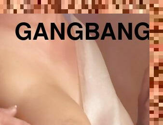 payudara-besar, orgasme, vagina-pussy, muncrat, blowjob-seks-dengan-mengisap-penis, cumshot-keluarnya-sperma, remaja, gangbang-hubungan-seks-satu-orang-dengan-beberapa-lawan-jenis, muda-diatas-18, berambut-pirang