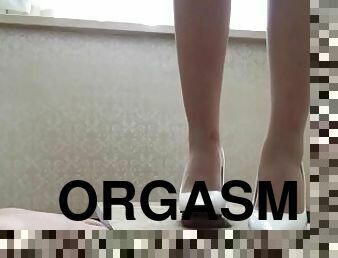 asiatique, orgasme, collants, giclée, amateur, japonais, pieds, fétiche, branlette-avec-les-pieds