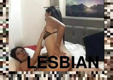 perä, masturbaatio, orgasmi, pillu-pussy, remmidildo, typykät, eebenpuinen, lesbo-lesbian, teini, latino