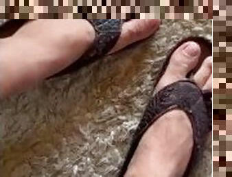 Morning feet in gator sandals